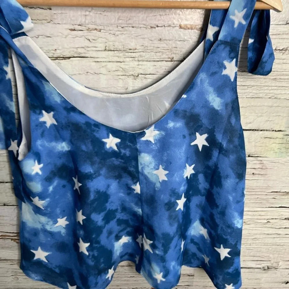 Buddy Love - Star Top blue size  small tank top white - Picture 6 of 8